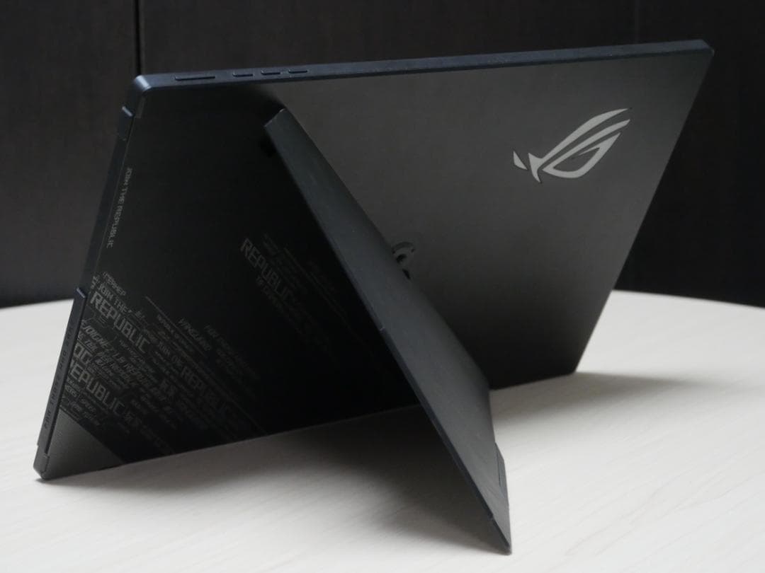 ROG Strix XG16AHPE 15.6インチポータブルモニター 本体