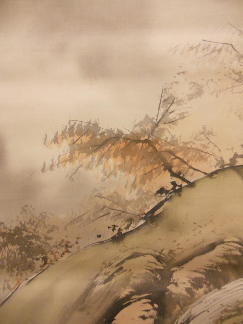 掛け軸 義正 作 『 秋景山水 』 絹本 希少 軸装 茶道具 掛軸 美品 です。