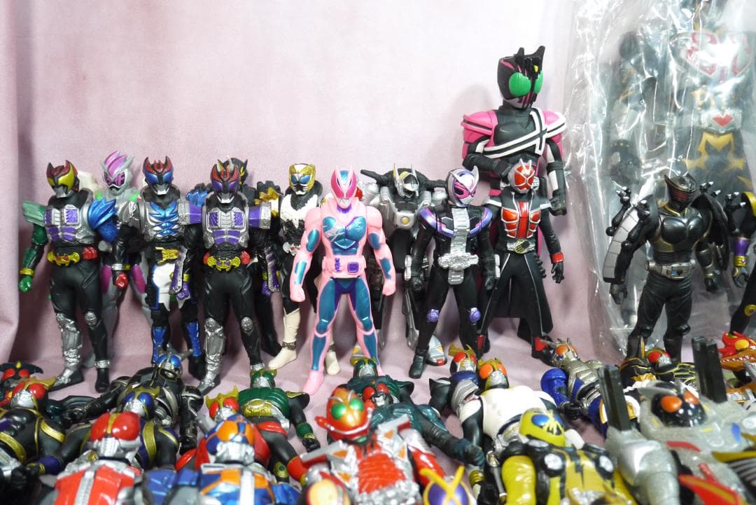 ライダーヒーローシリーズ　ビッグサイズソフビ　など　119体