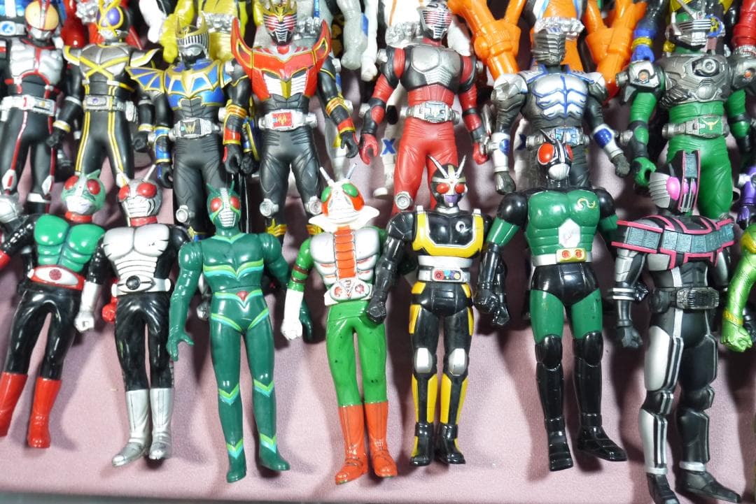 ライダーヒーローシリーズ　ビッグサイズソフビ　など　119体