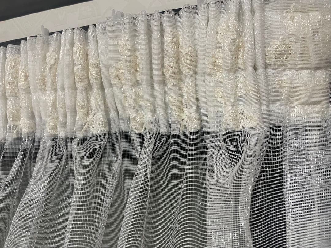 レース カーテン, 花刺繍入り カーテン、H204cmXW110cm X 2,