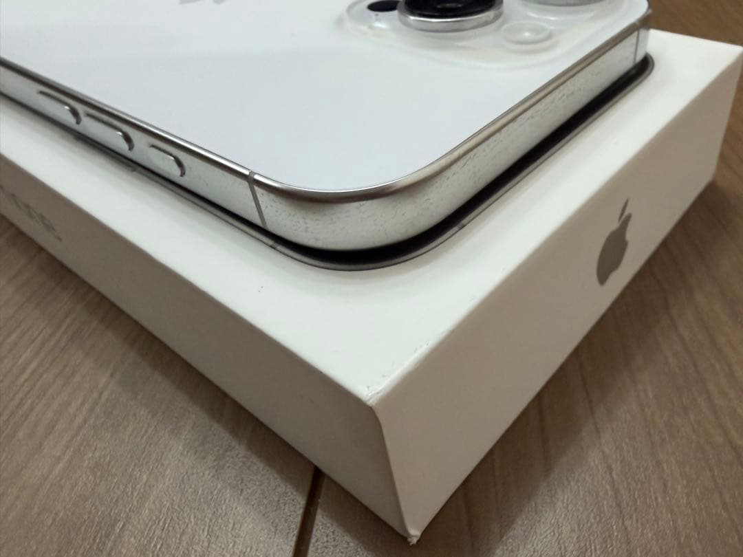 スマートフォン本体 iPhone16 Pro Max 512GB