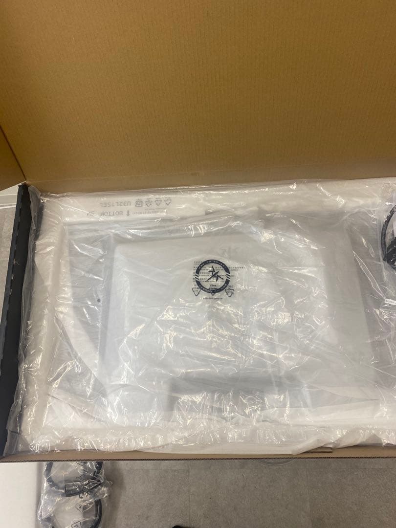 ktc g32p5 31.5インチ OLEDゲーミングモニター 本体