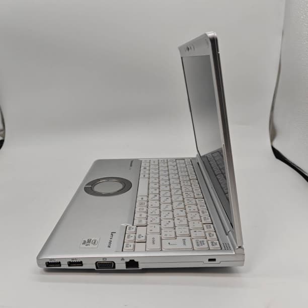 第10世代 i5 軽量 バッテリー◎ フルHD レッツノート SSD256GB