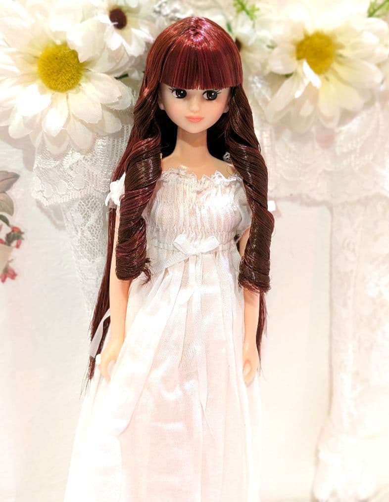 厳選　リカちゃんキャッスル　おたのしみドール　リエ　サイド縦ロール　MIX　新品