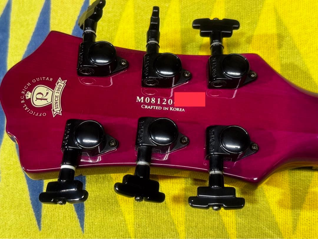 ギター B.C.Rich MOCKINGBIRD