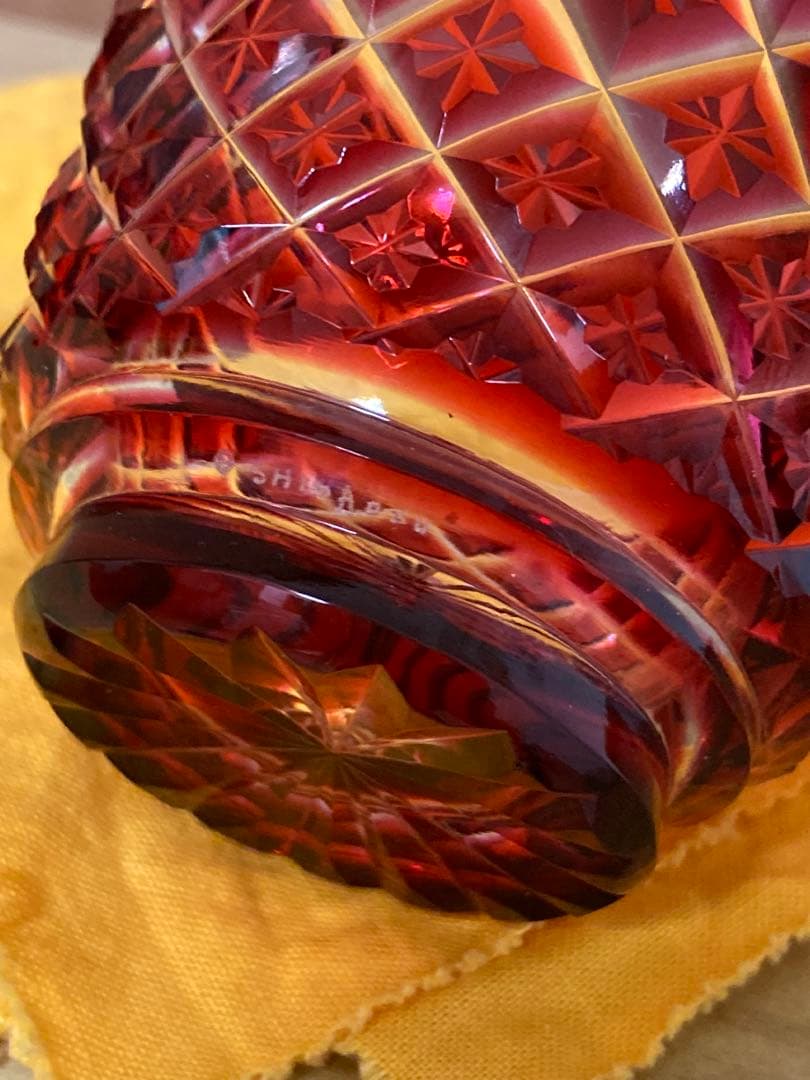 復元　島津薩摩切子　色被せガラス切子猪口　木箱付き