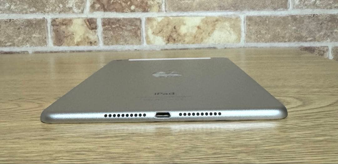美品　完品iPad mini4 128GB Wi-Fi＋Cellular