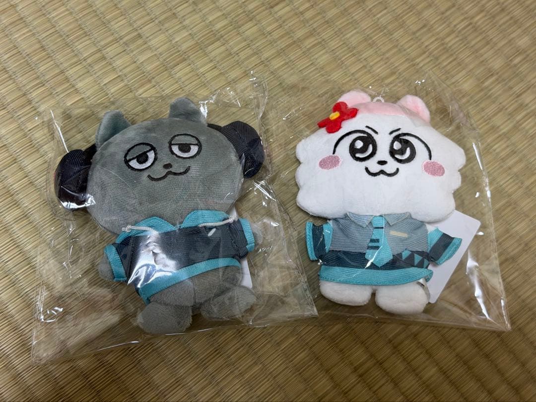 ンめねこ 【新品未使用】アクスタポーチぬいぐるみクッションハンカチモールド巾着