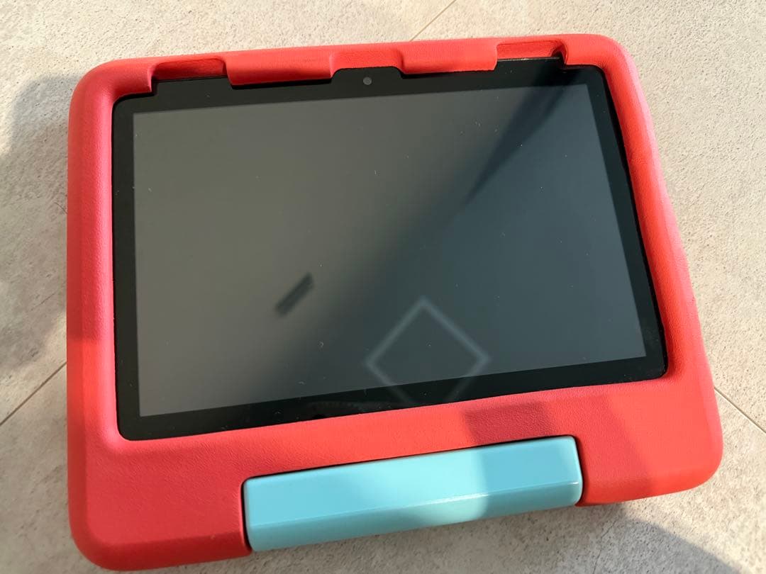 Amazon Fire HD 8 レッド　第12世代