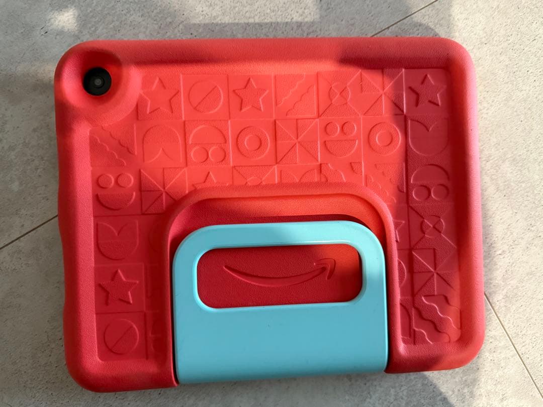 Amazon Fire HD 8 レッド　第12世代