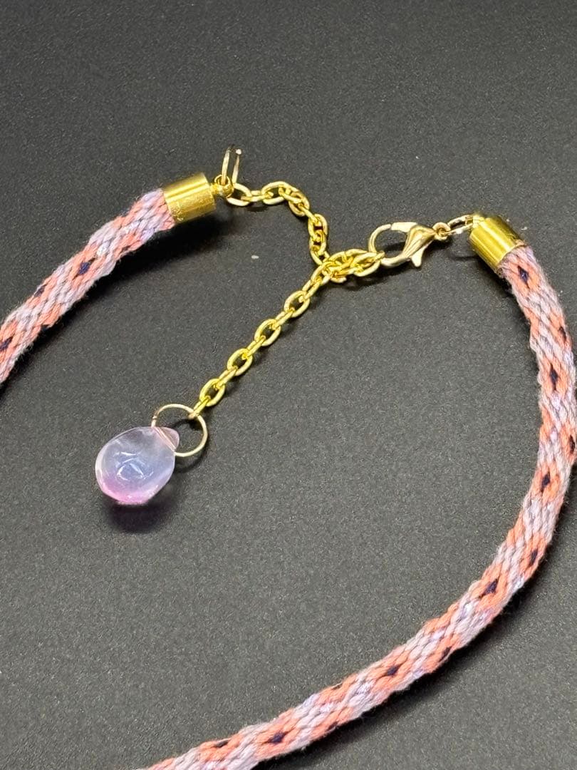 カラフルビーズの編み込みチョーカー