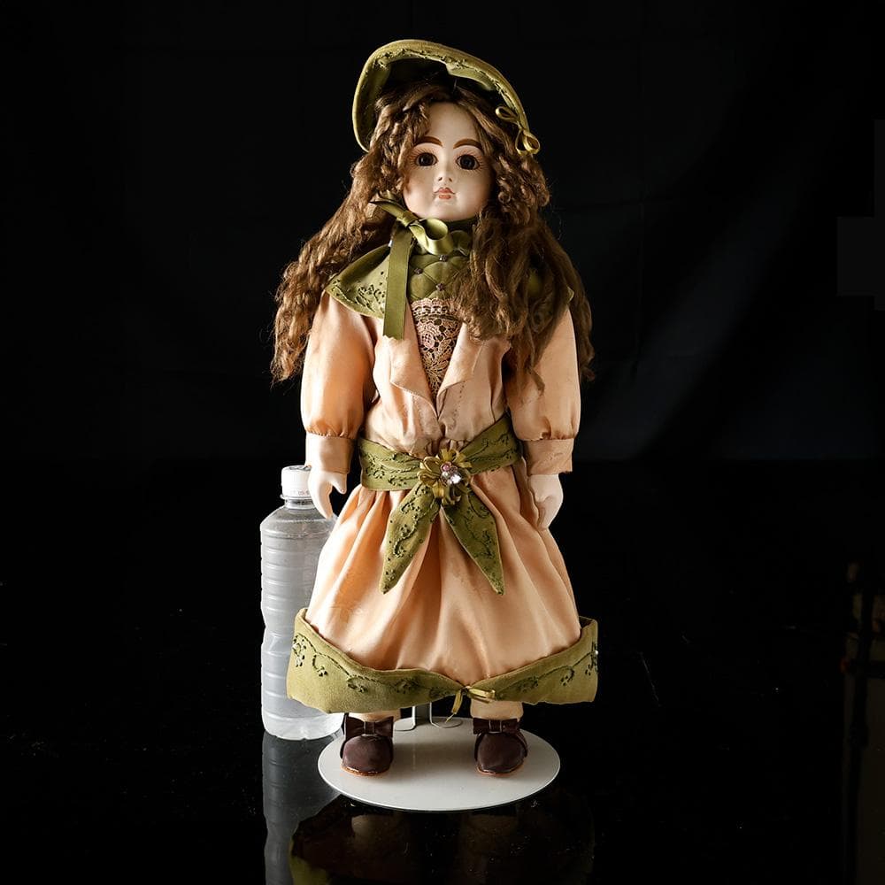 美しい ビスクドール 直立 高さ50㎝ 磁器 グラスアイ フランス人形