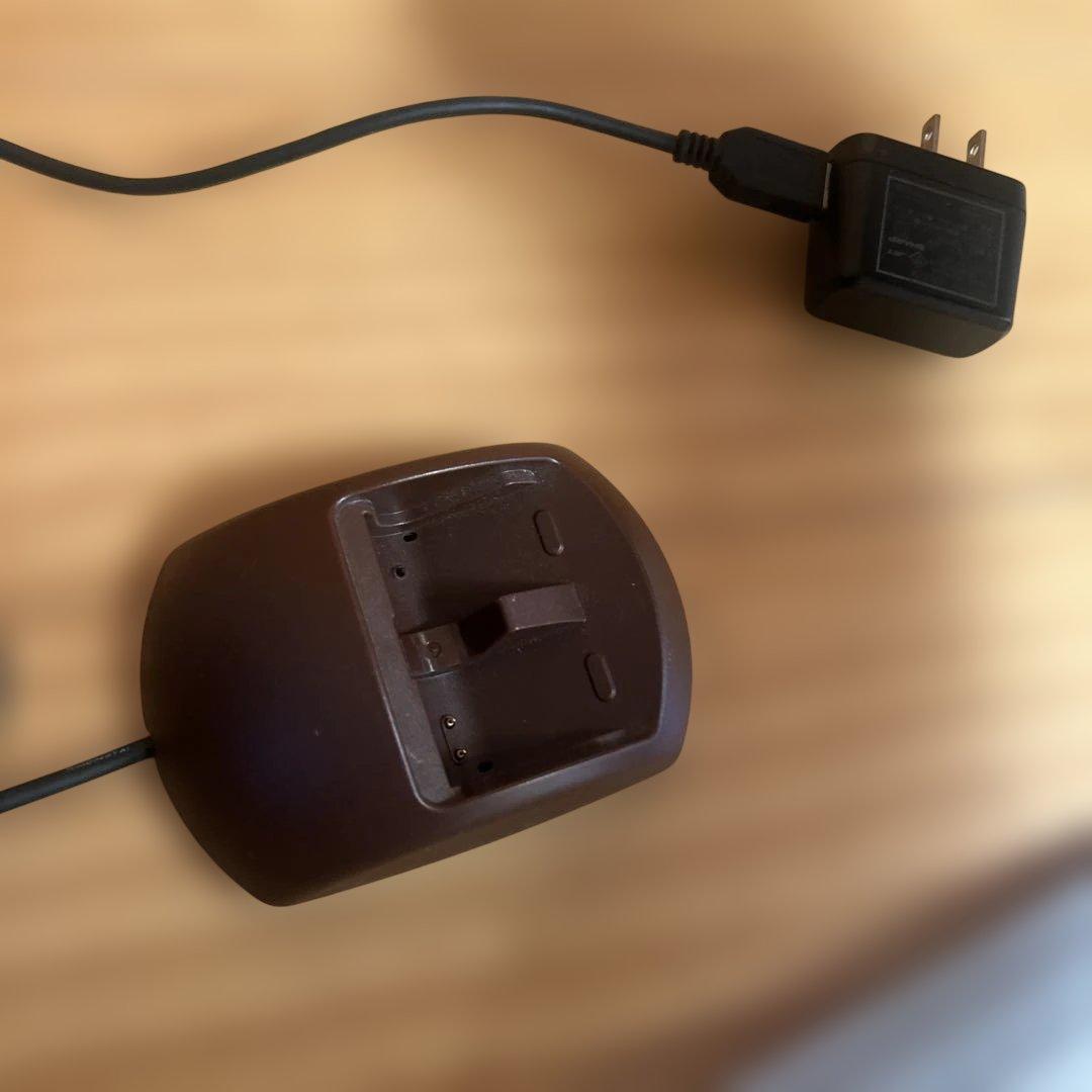 ロボホン sr-03m-t 台座付き