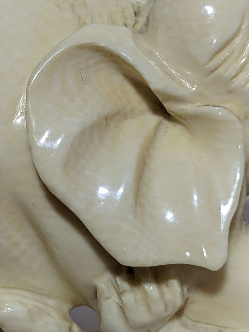 ⭐中国土産 工芸品 細密透かし彫り彫刻 象獅子闘 コレクション骨董品アンティーク