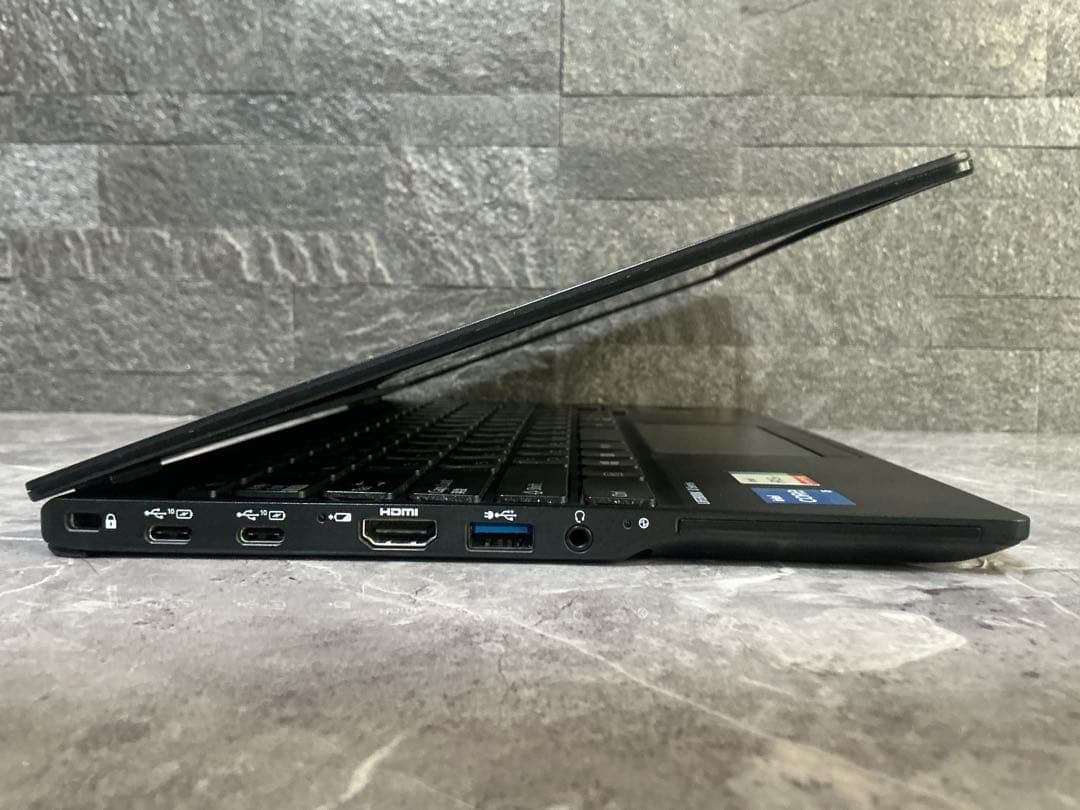 富士通 corei5 第11世代 新品NVMeSSD256GB office