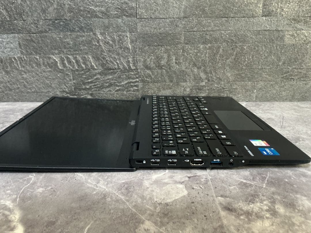 富士通 corei5 第11世代 新品NVMeSSD256GB office