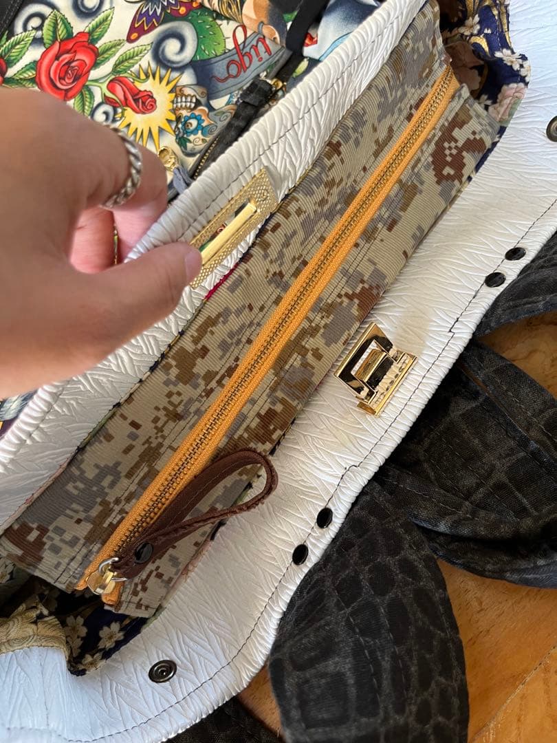 スカルマリアのリュック　バッグパック　アレキサンダーヘンリー