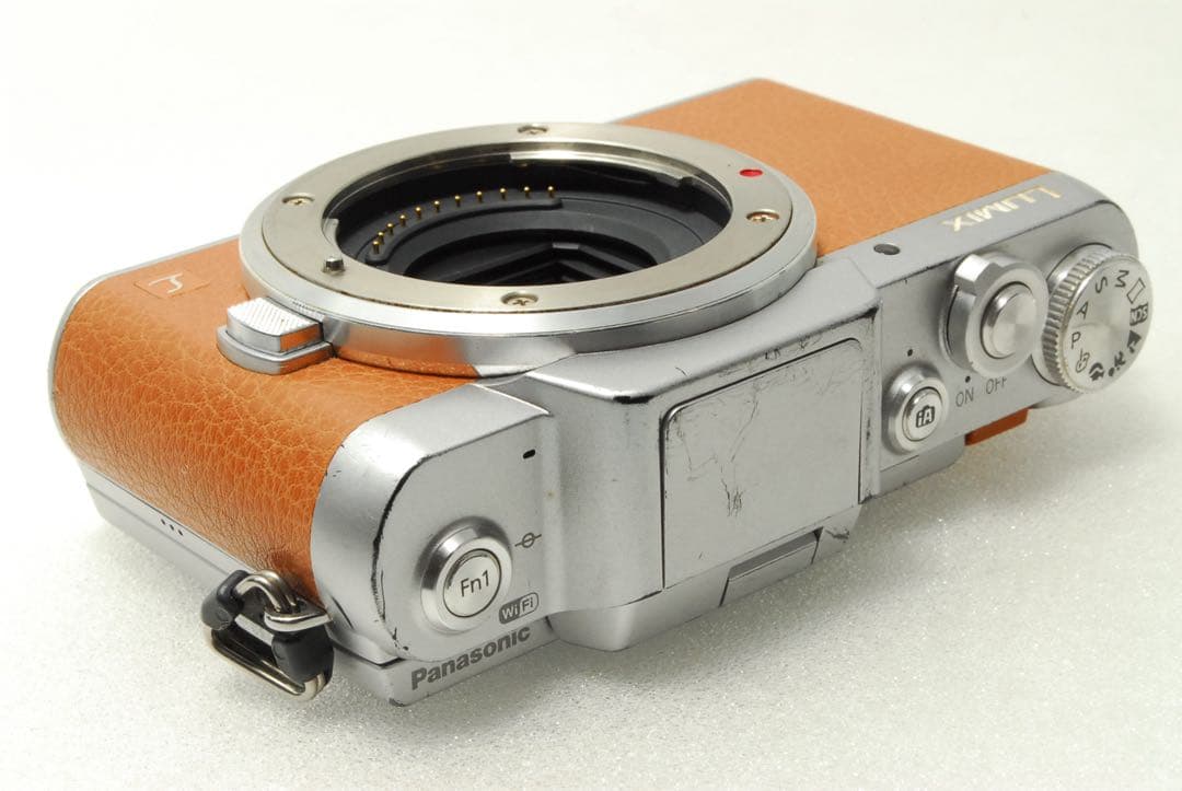 Panasonic LUMIX DMC-GF7❤️パナソニック ボディ ミラーレス