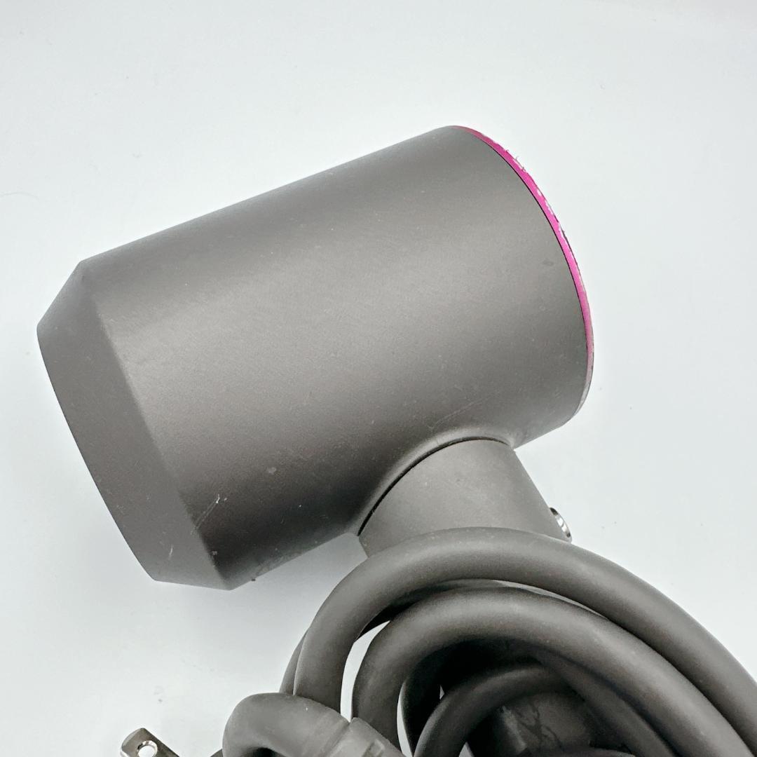 風量新品同様！ Dysonドライヤー HD03 レッド 大風量 速乾 本体のみ