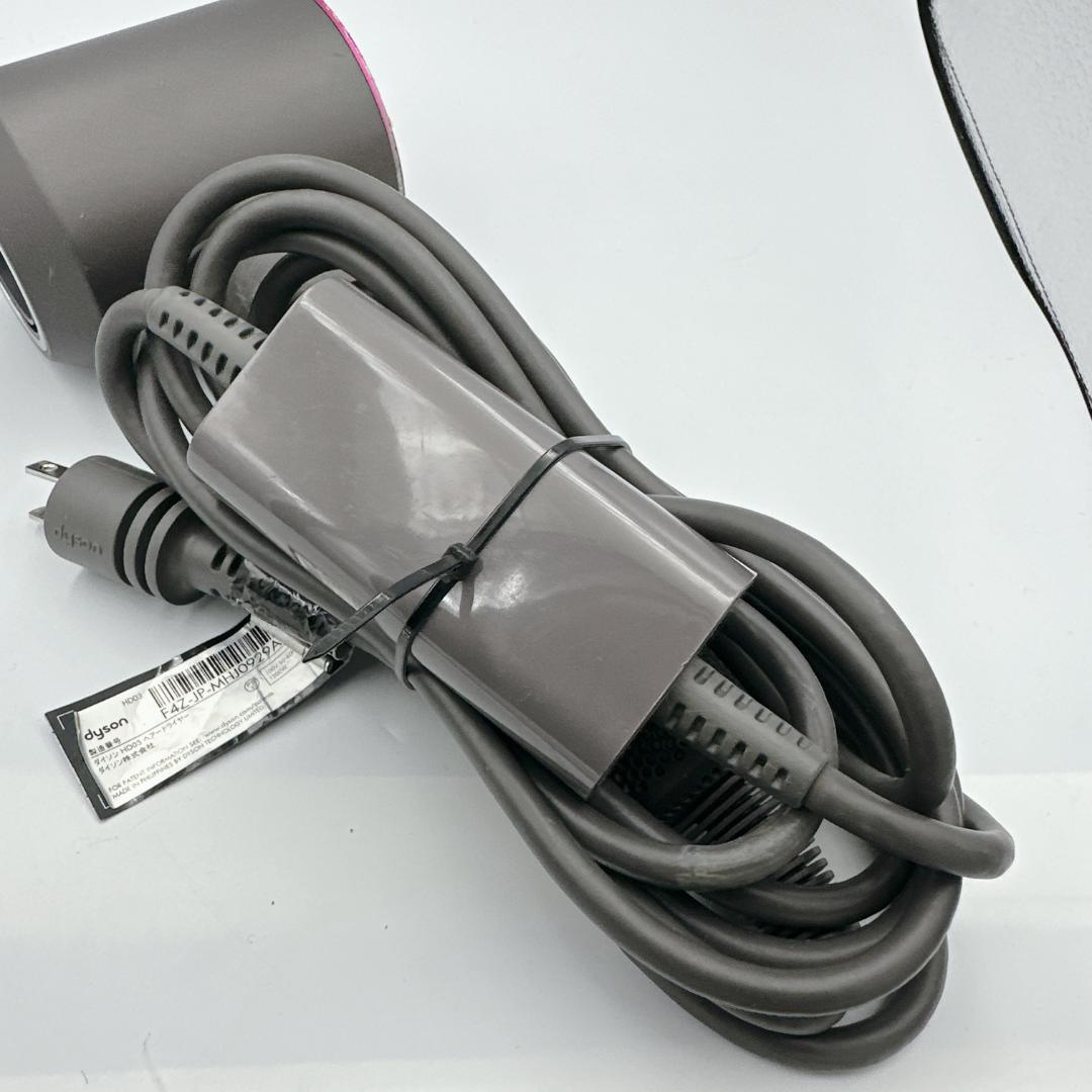 風量新品同様！ Dysonドライヤー HD03 レッド 大風量 速乾 本体のみ