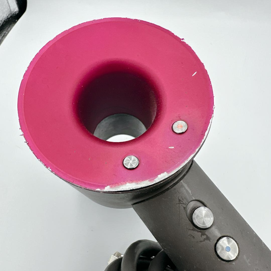風量新品同様！ Dysonドライヤー HD03 レッド 大風量 速乾 本体のみ
