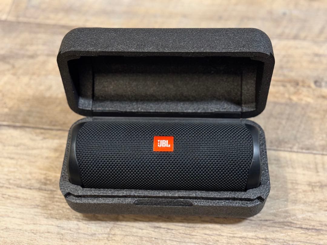 JBL FLIP5 ワイヤレススピーカー