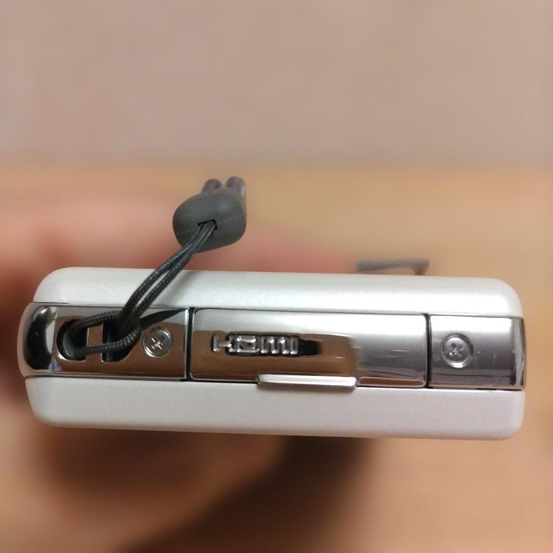 Panasonic LUMIX FX77 ホワイト