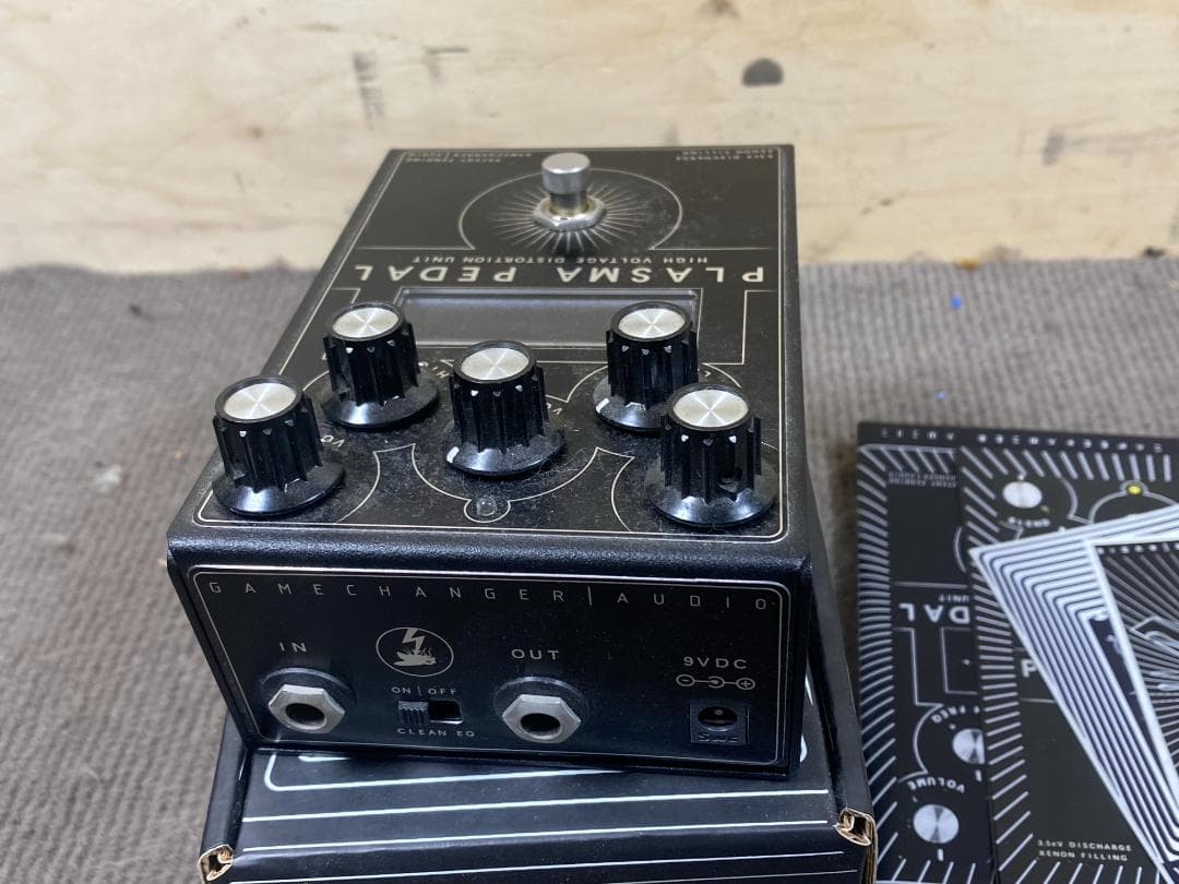 612 Gamechanger audio Plasma Pedal ファズ
