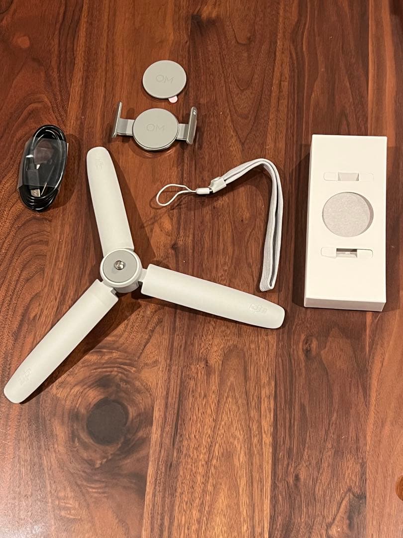 DJI OM 5 スマートフォン用ジンバル