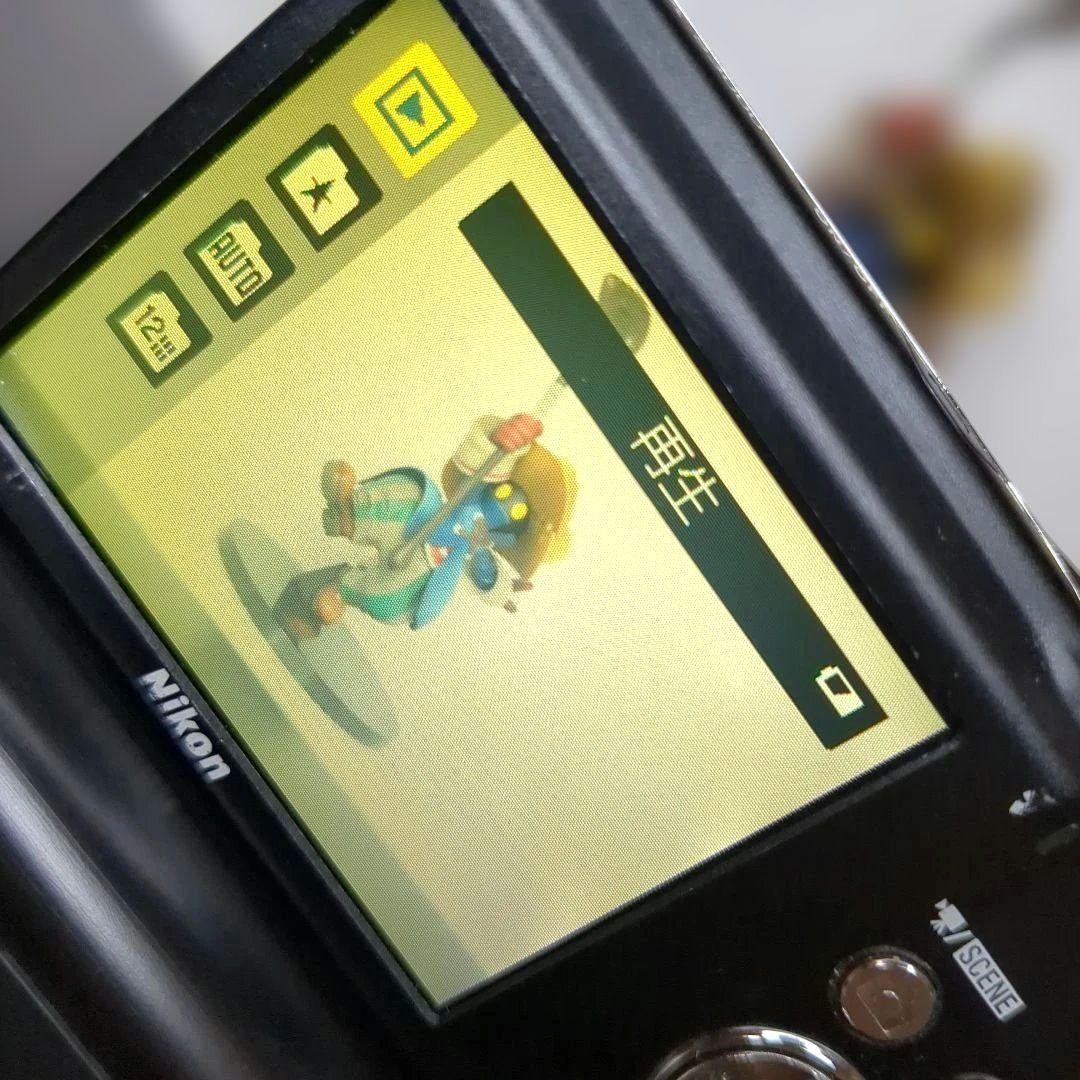 Nikon COOLPIX S3000 グリーン バッテリー付き 簡易動作確認済