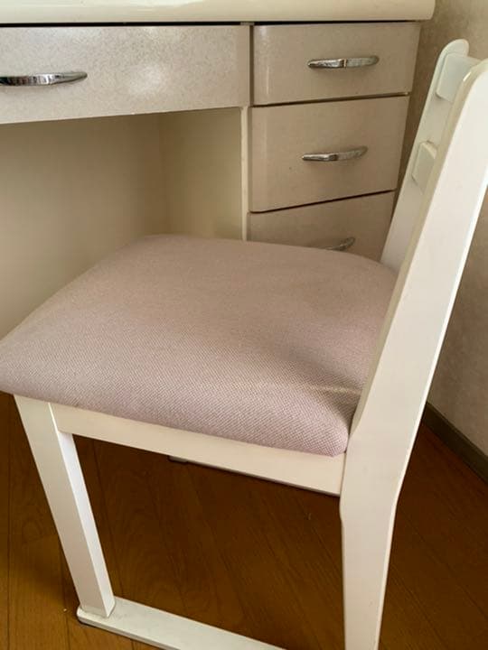 姫系白のドレッサー三面鏡化粧台