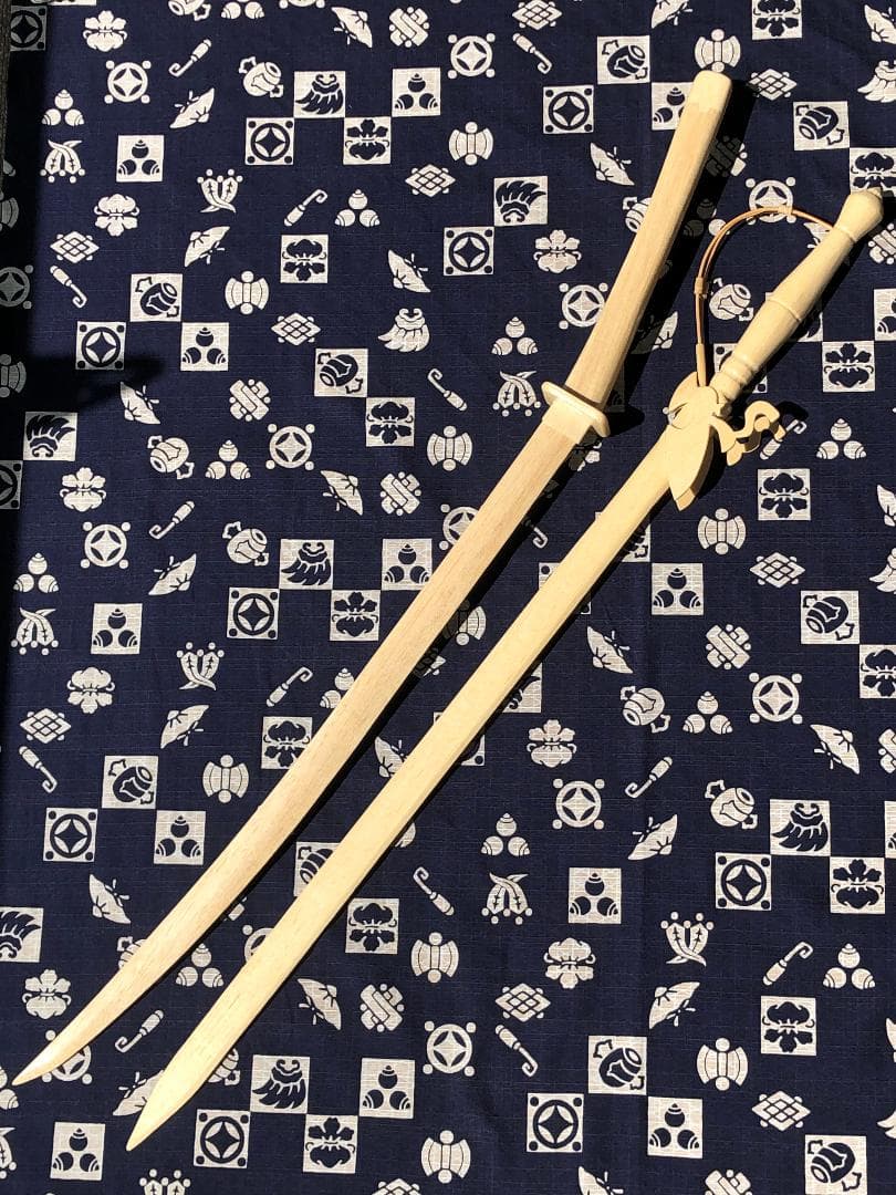 ハンドメイド 木製 はやぶさの剣