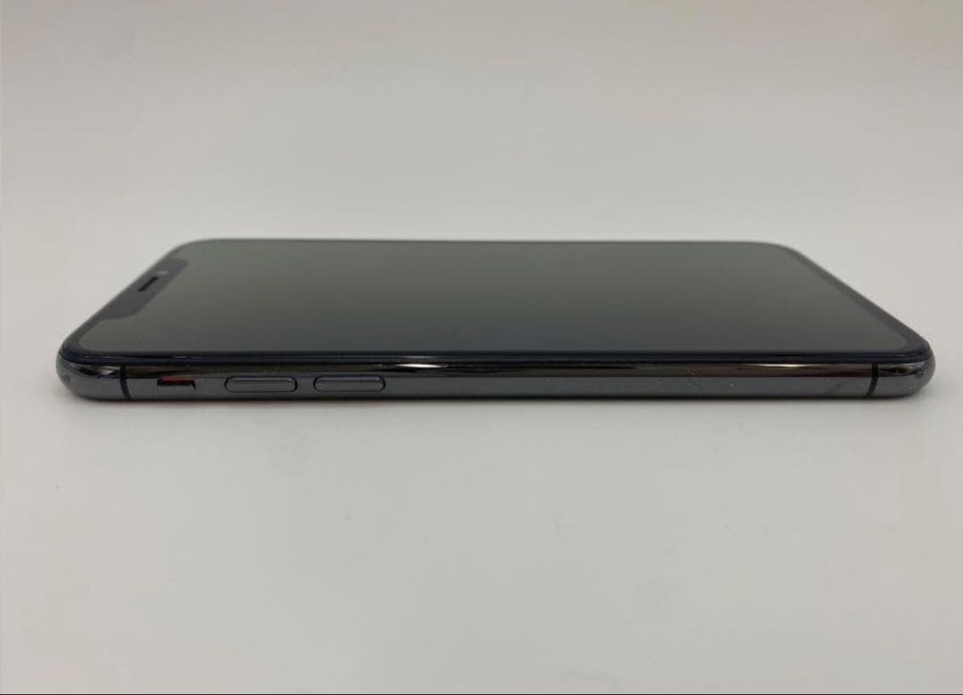 Apple iPhone XS スペースグレイ64GB