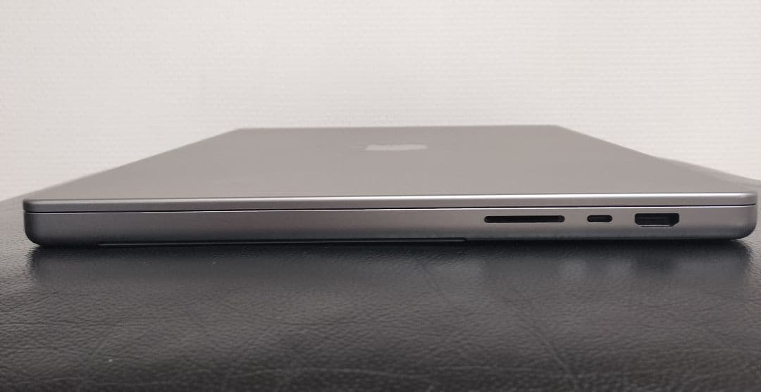 MacBook Pro 16インチ M1Pro 512GB 32GB　USキー