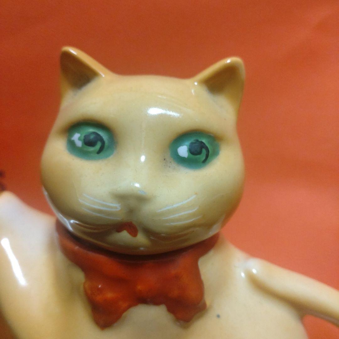 猫型クリーム色ポット　イングランド製