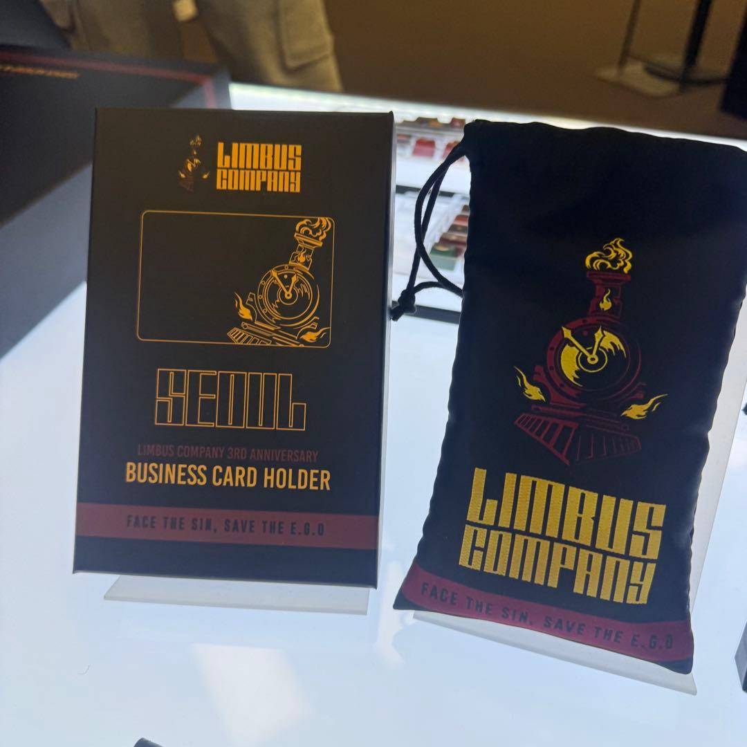 リンバスカンパニー　韓国ポップアップ限定品　ハムハムパンパン　カードホルダー