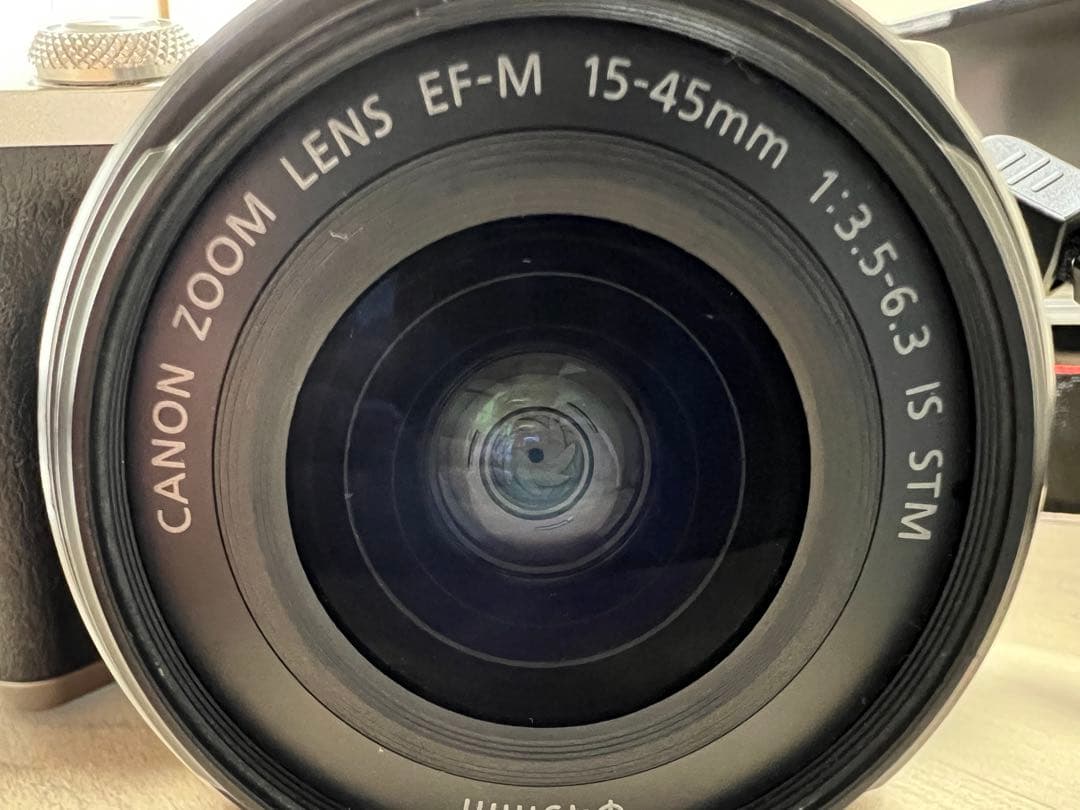 美品 Canon EOS M6 ミラーレス一眼 本体/レンズ/付属品等