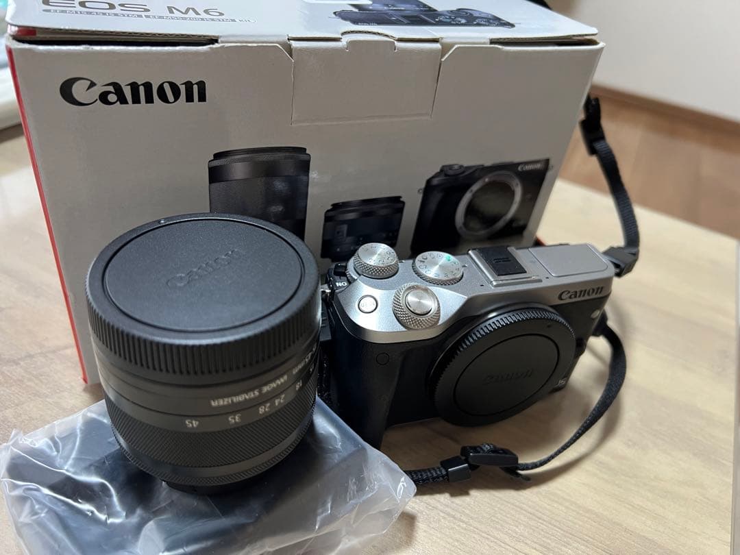 美品 Canon EOS M6 ミラーレス一眼 本体/レンズ/付属品等