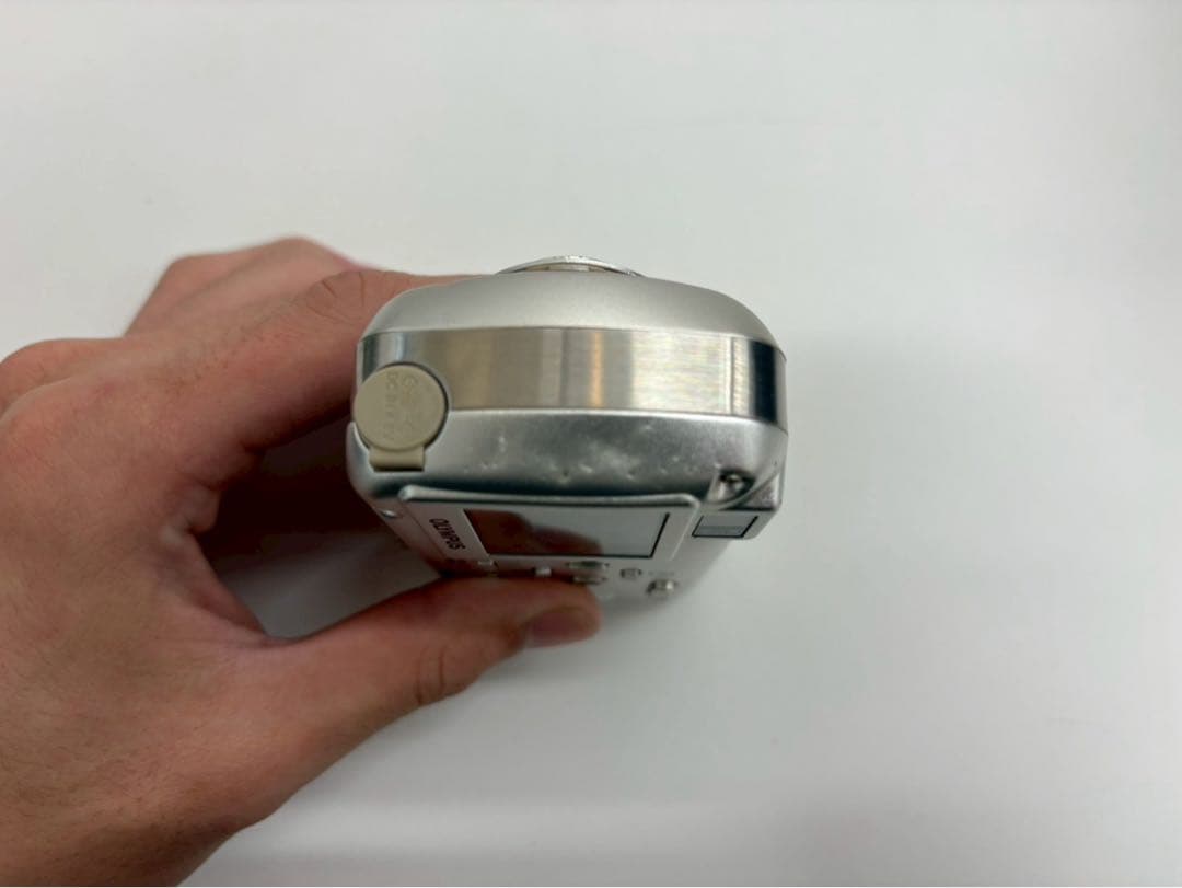 OLYMPUS μ-10 コンパクトデジタルカメラ 動作未確認nk01