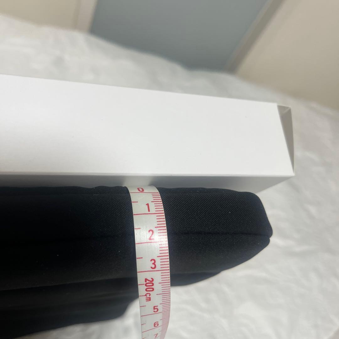 CHANEL クッションポーチ ブラック 約30cm x 20cm