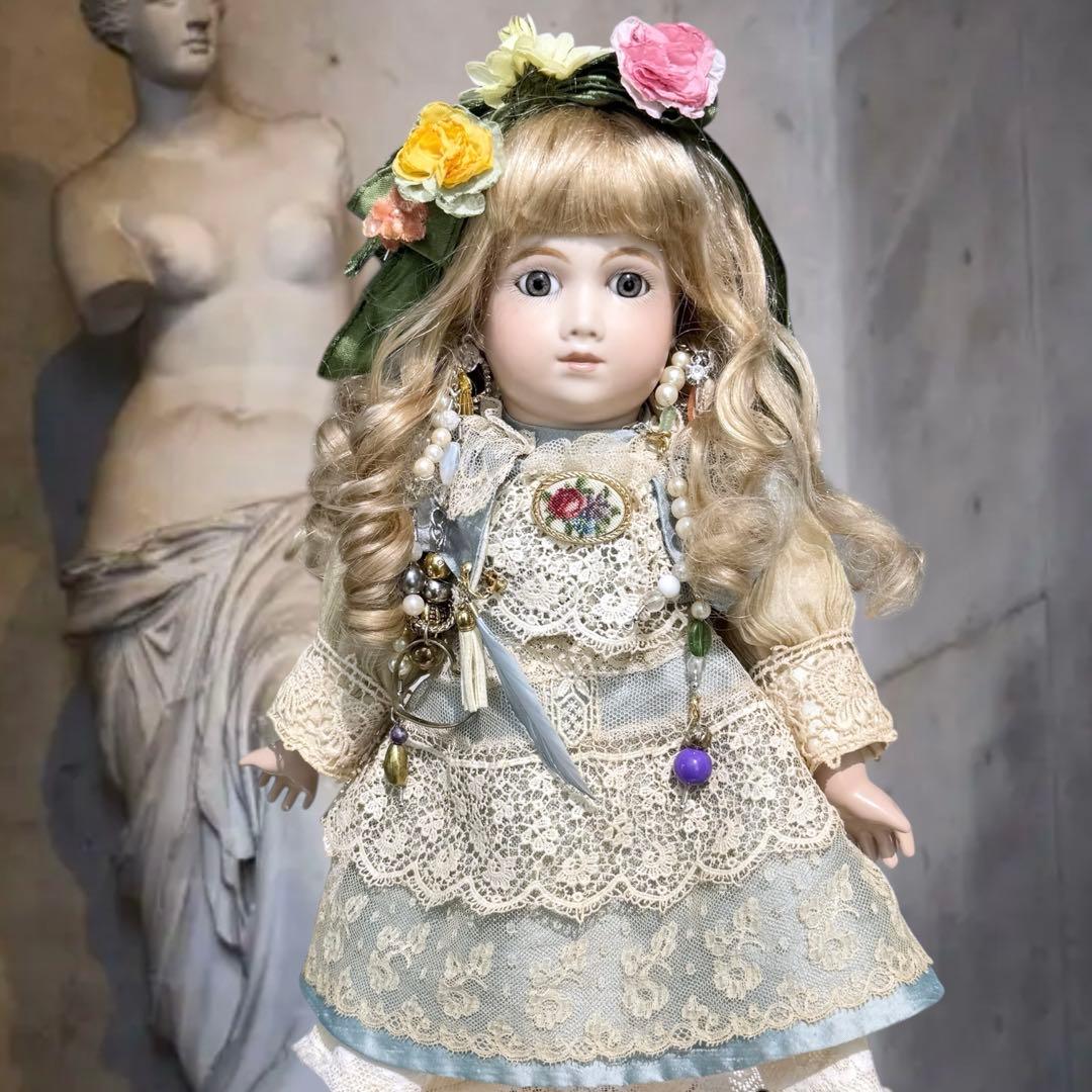 ビスクドール アーテー 作家様 ブルー ドレス ボネ ウィッグ 2 薔薇 カメオ