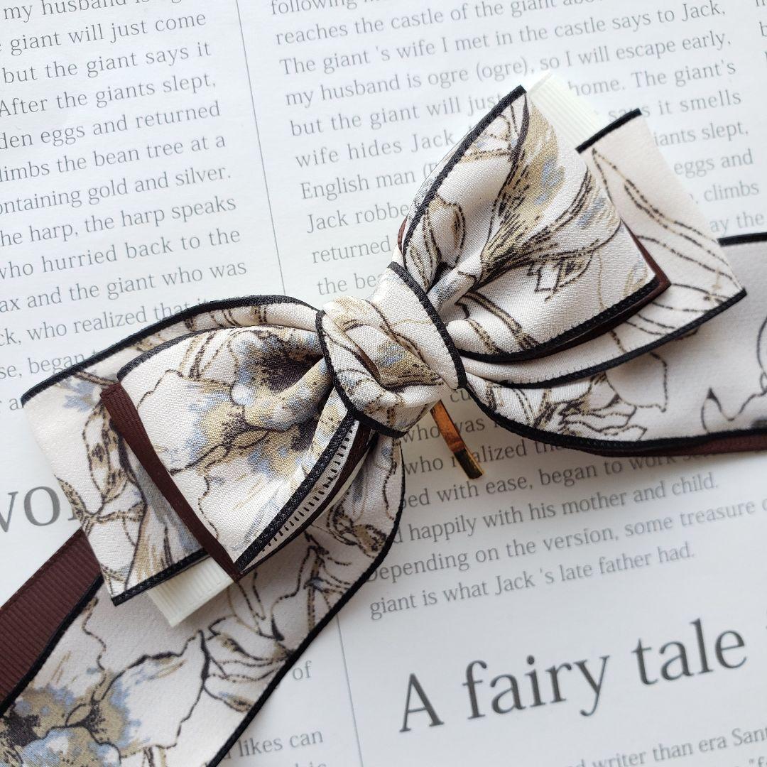 リボン　ポニーフック♡ブラックエッジアンティーク花柄♡ハンドメイド