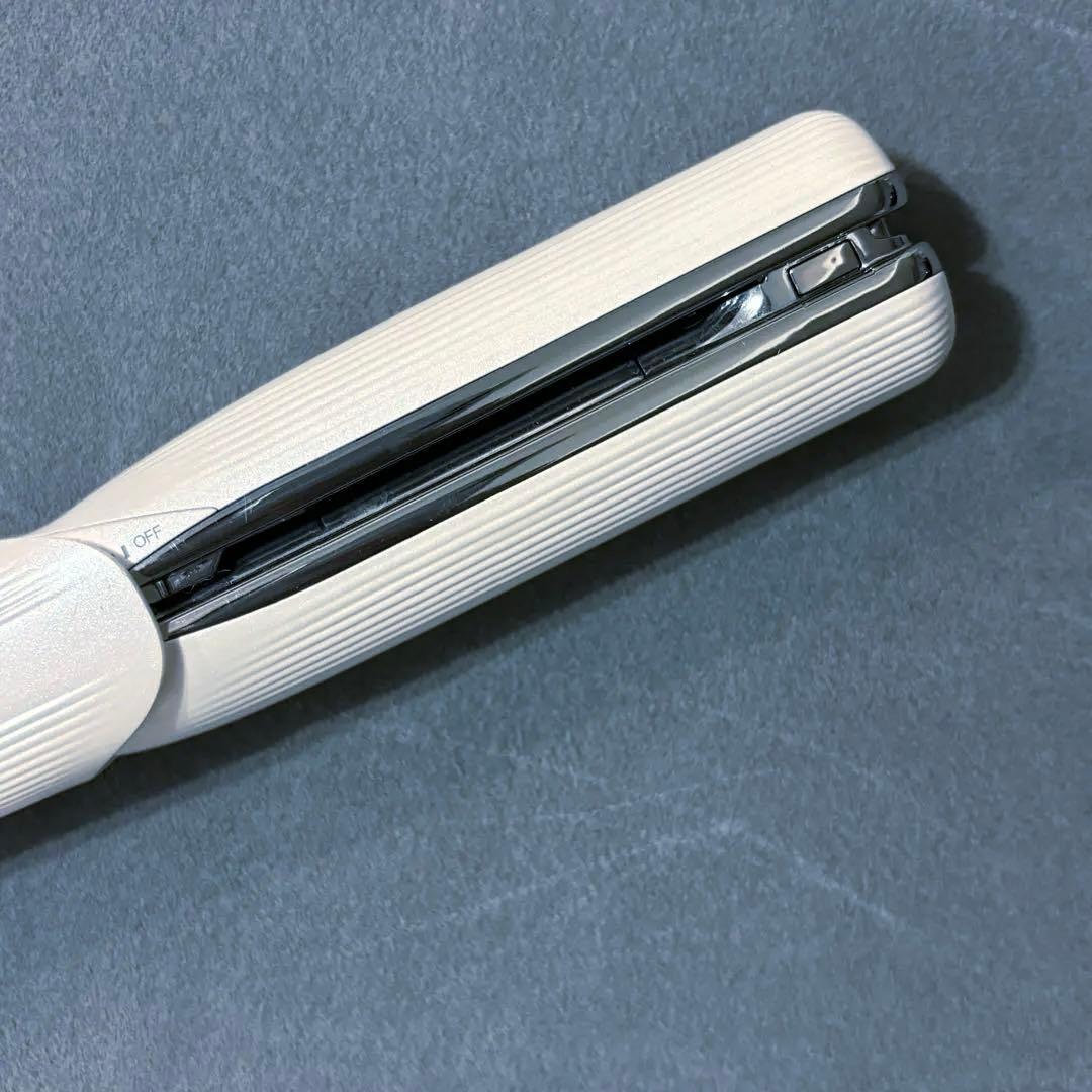 コードレス　リファストレートアイロン