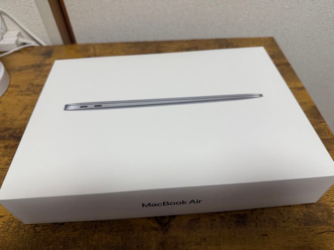 Apple MacBook Air スペースグレー 256GB