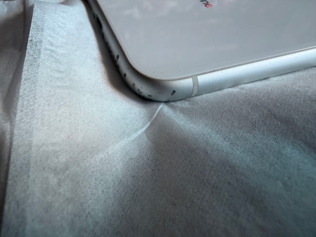 Apple iPhone XR ホワイト 6.1インチ　128GB