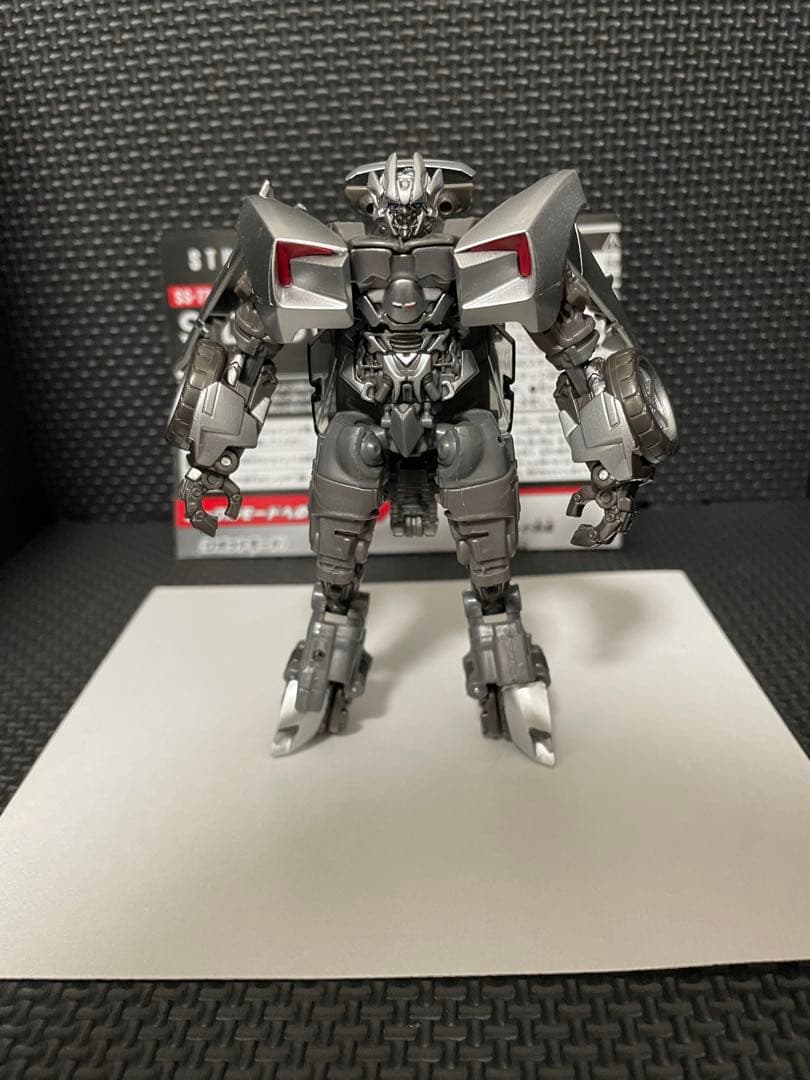 トランスフォーマースタジオシリーズ　ss-77 サイドスワイプ