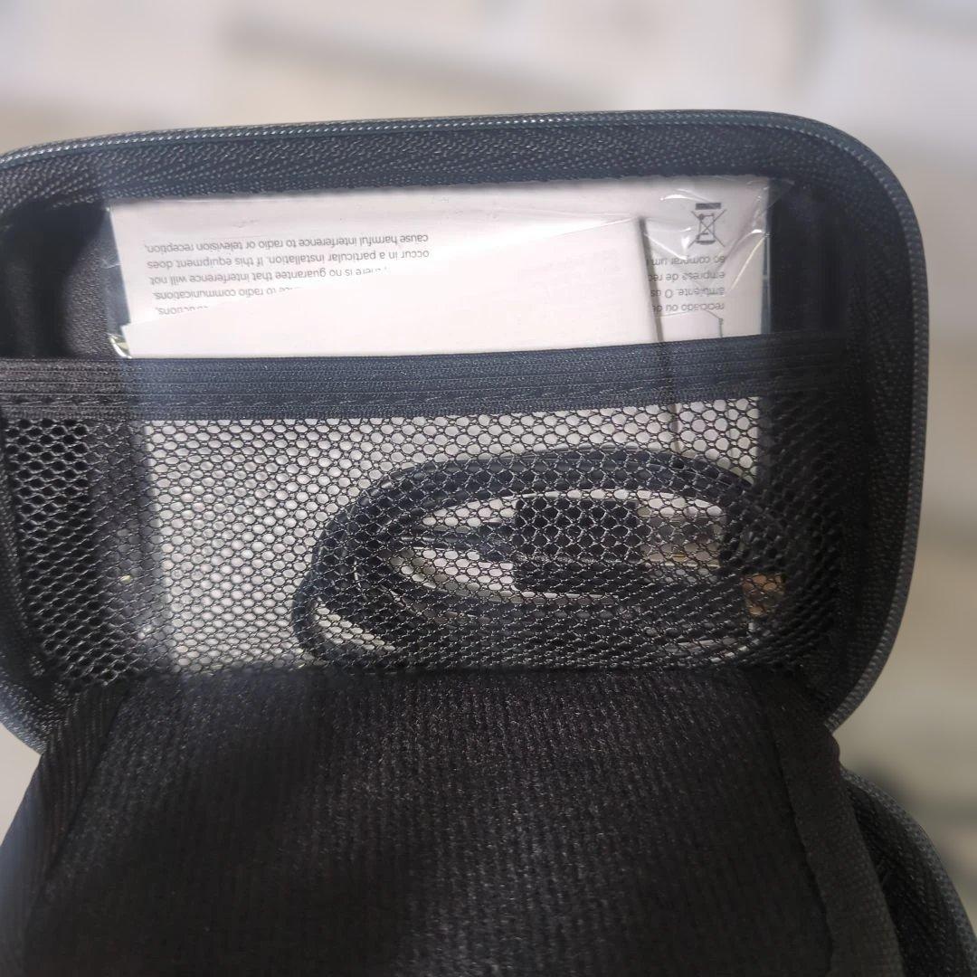 Hollyland ワイヤレスマイク充電ケース