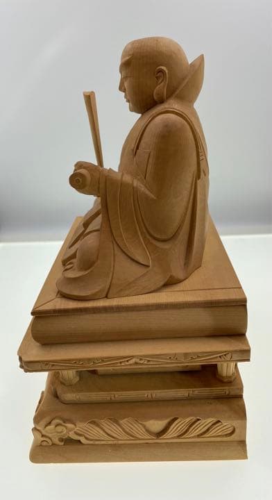 日蓮聖人坐像　木彫り　仏像