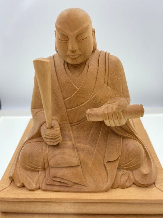 日蓮聖人坐像　木彫り　仏像